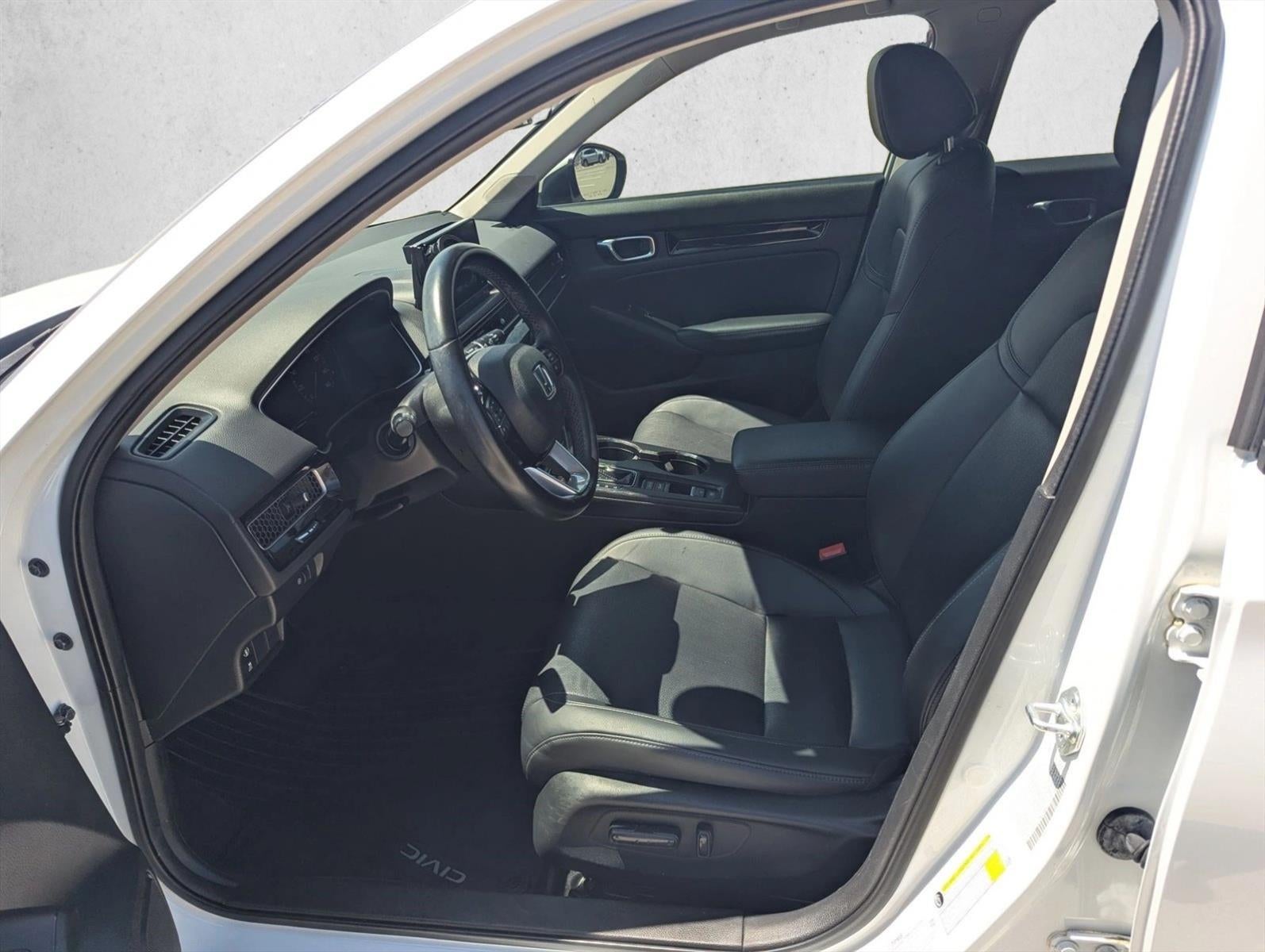 2023 Honda Civic Hatchback EX-L w/o BSI