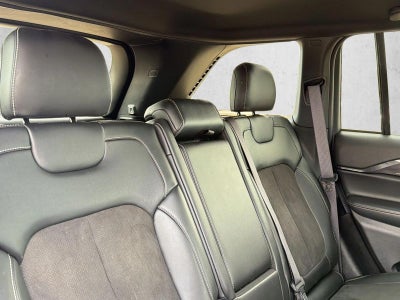 2022 Jeep Grand Cherokee Altitude 4x4