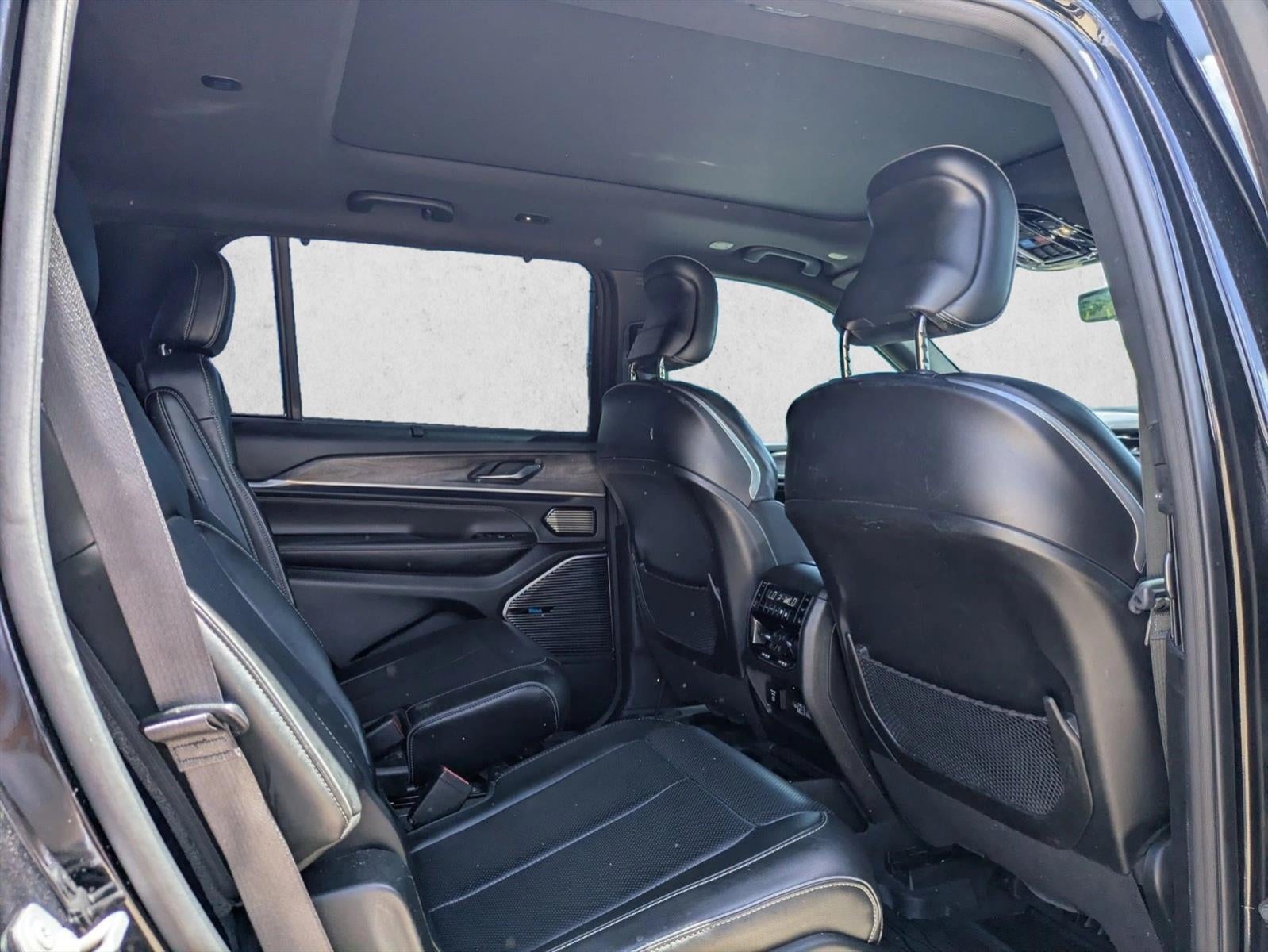 2021 Jeep Grand Cherokee L Overland 4x4