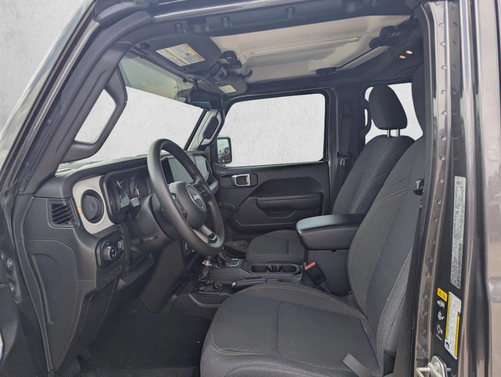 2024 Jeep Gladiator Sport