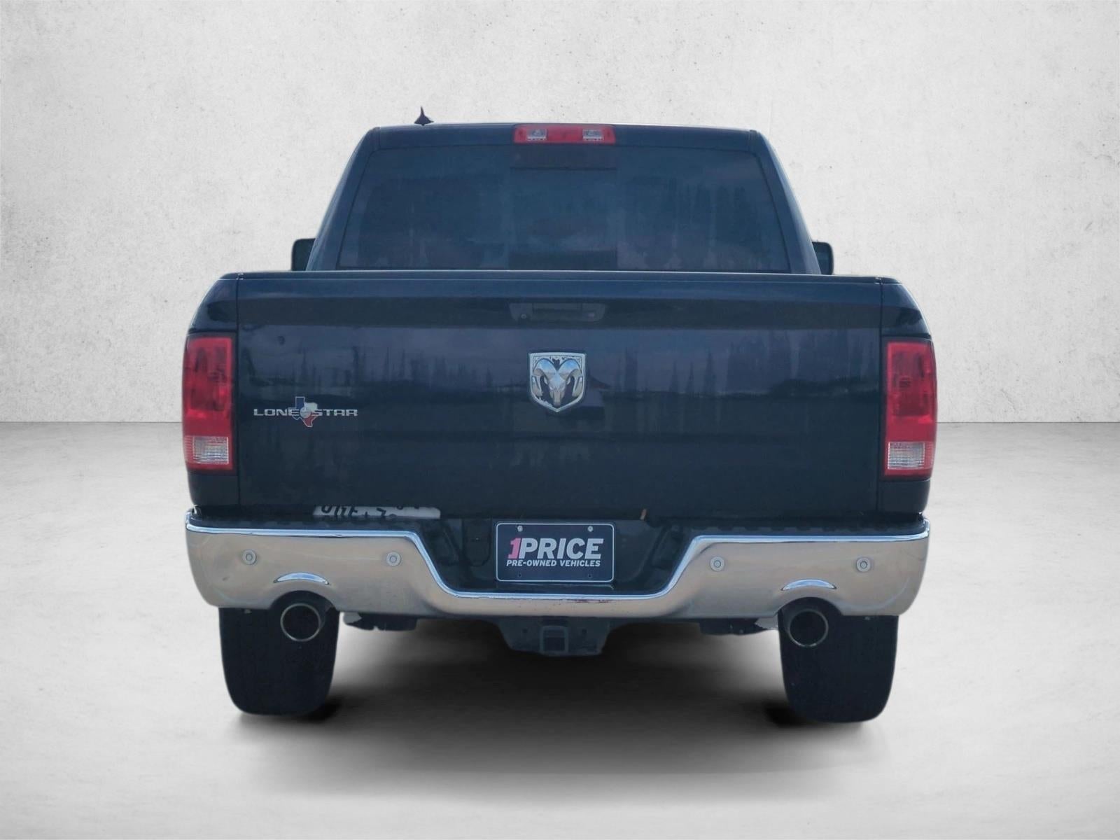 2017 RAM 1500 Lone Star Crew Cab 4x2 5'7" Box
