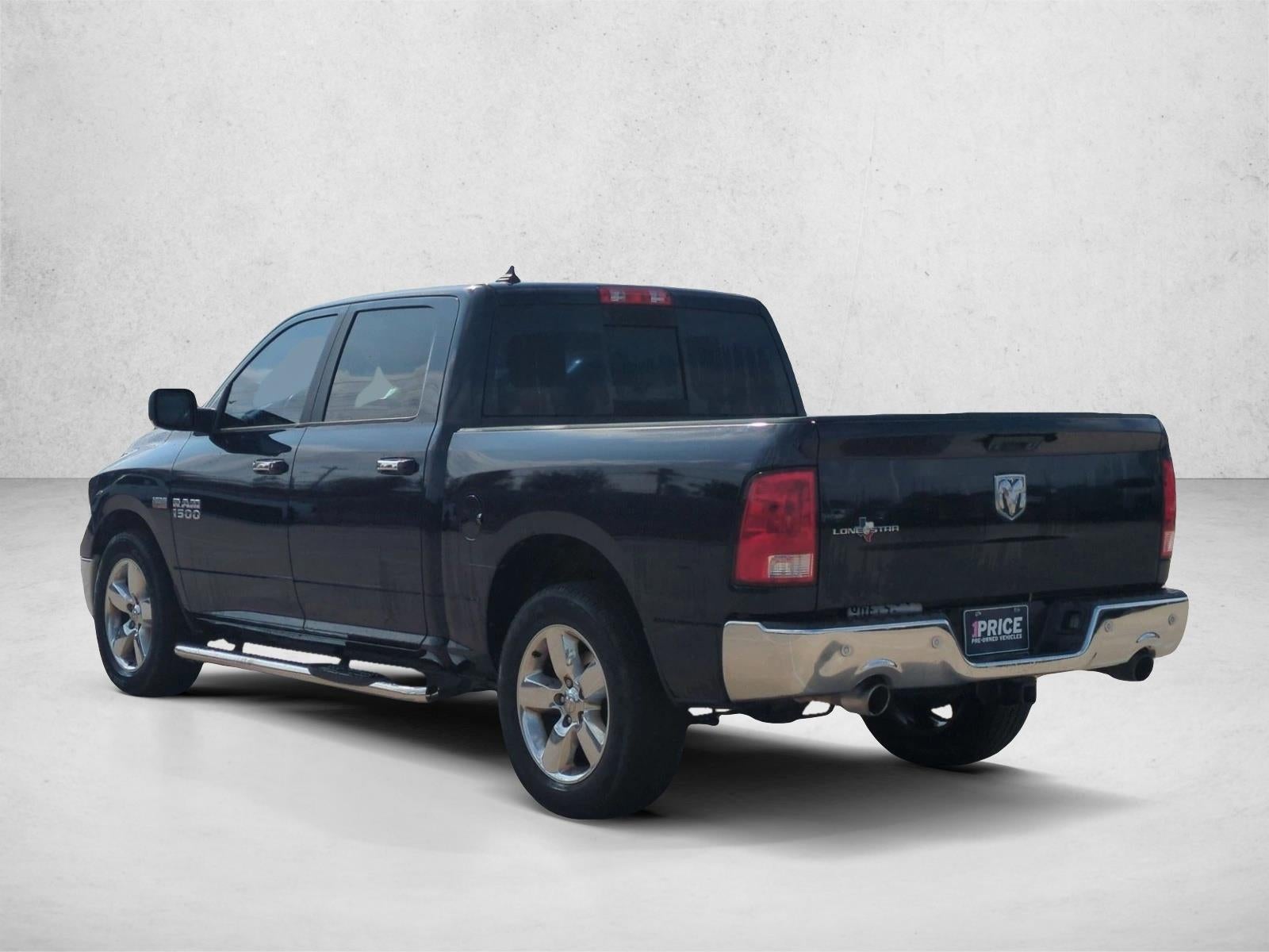 2017 RAM 1500 Lone Star Crew Cab 4x2 5'7" Box