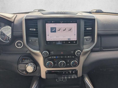 2022 RAM 1500 Laramie Crew Cab 4x2 5'7" Box