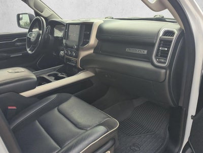 2022 RAM 1500 Laramie Crew Cab 4x2 5'7" Box