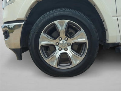 2022 RAM 1500 Laramie Crew Cab 4x2 5'7" Box