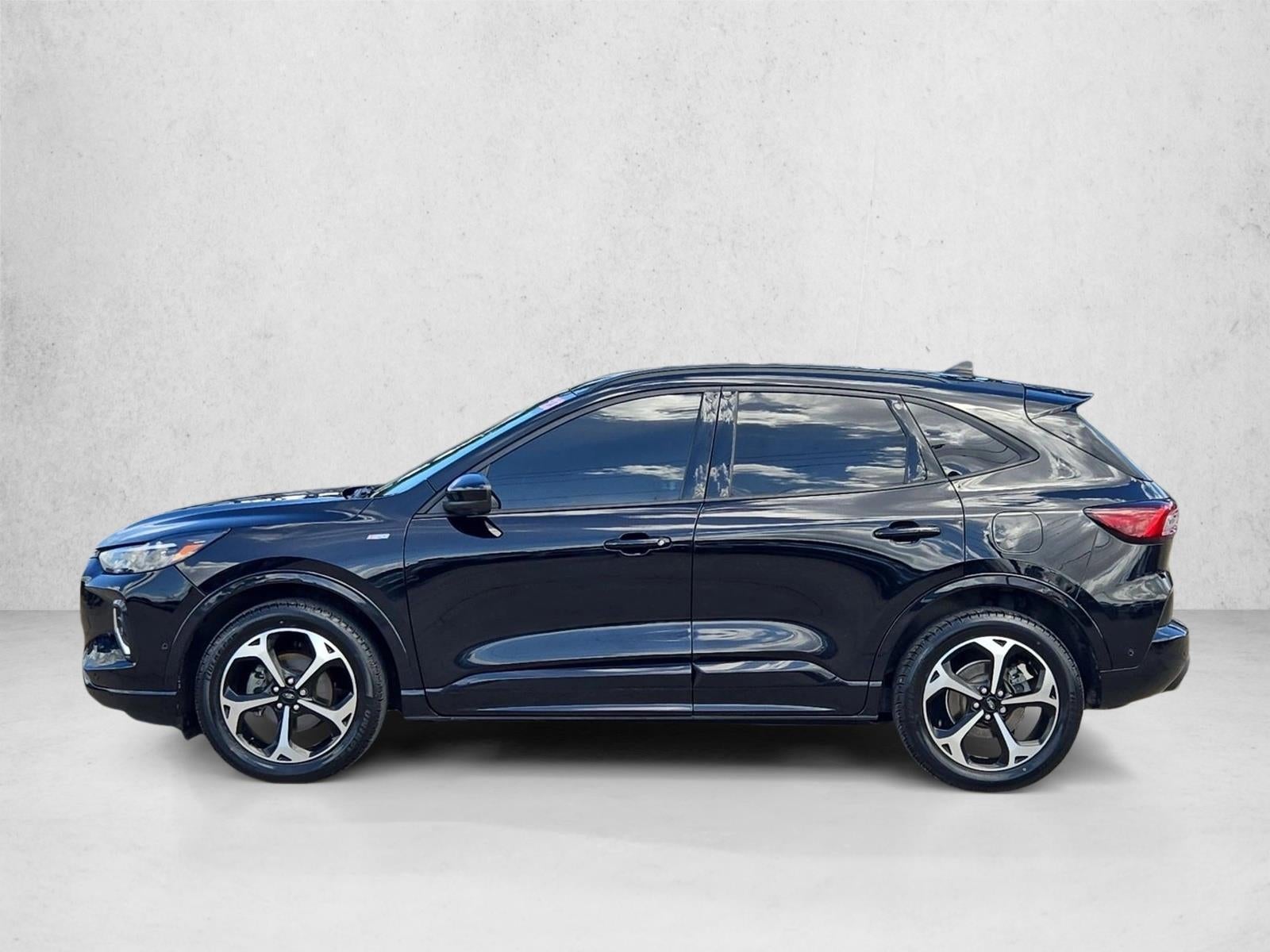 2023 Ford Escape ST-Line Elite