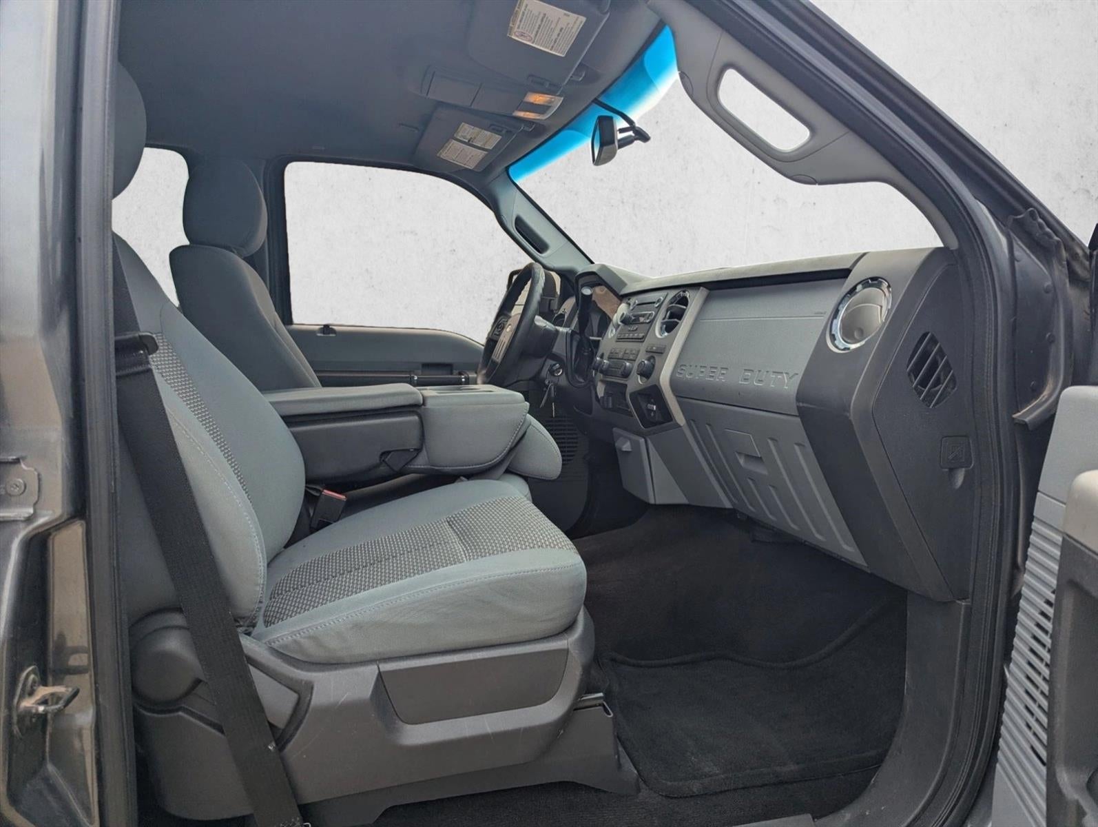 2015 Ford Super Duty F-250 SRW Lariat