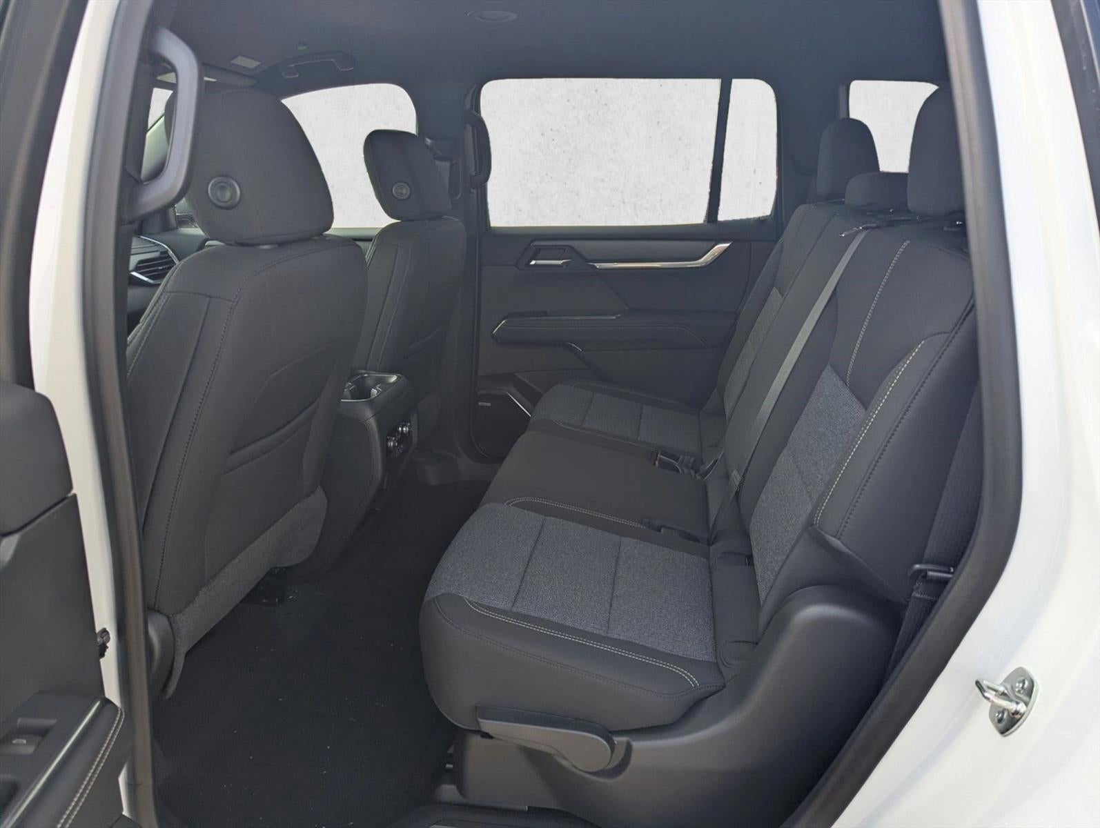 2026 GMC Acadia Elevation - Photo 15