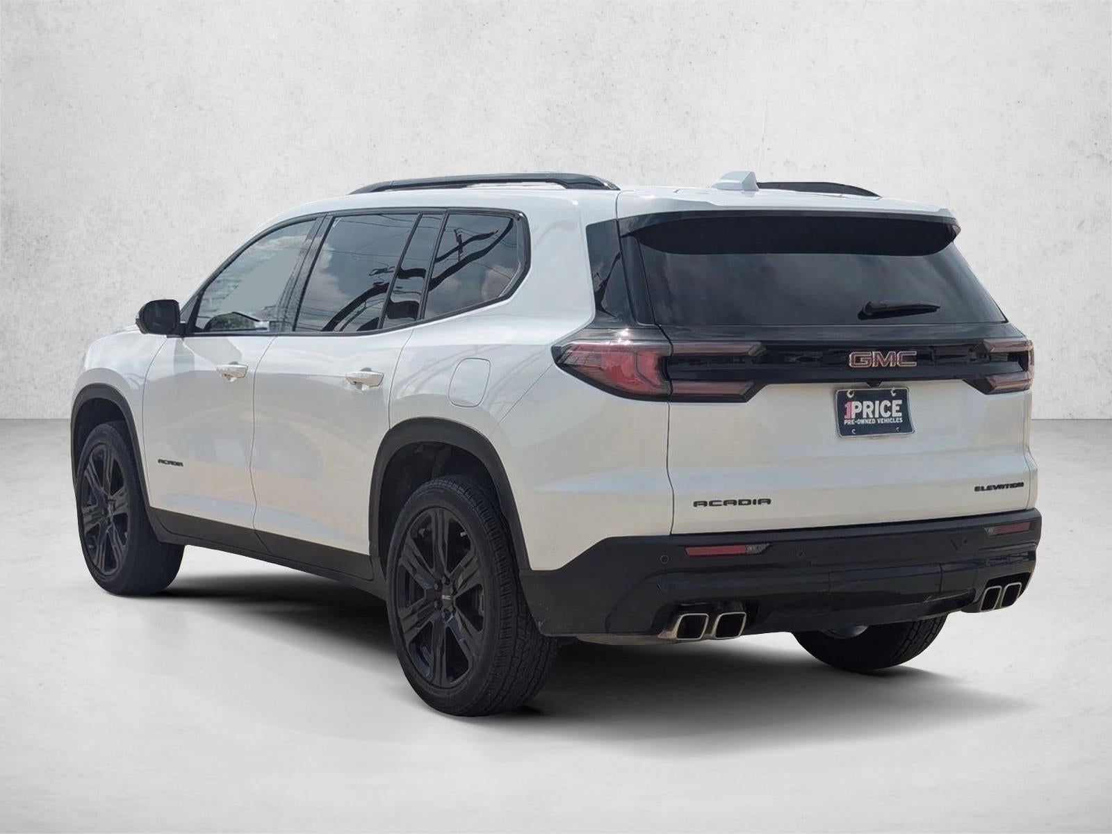 2025 GMC Acadia Elevation