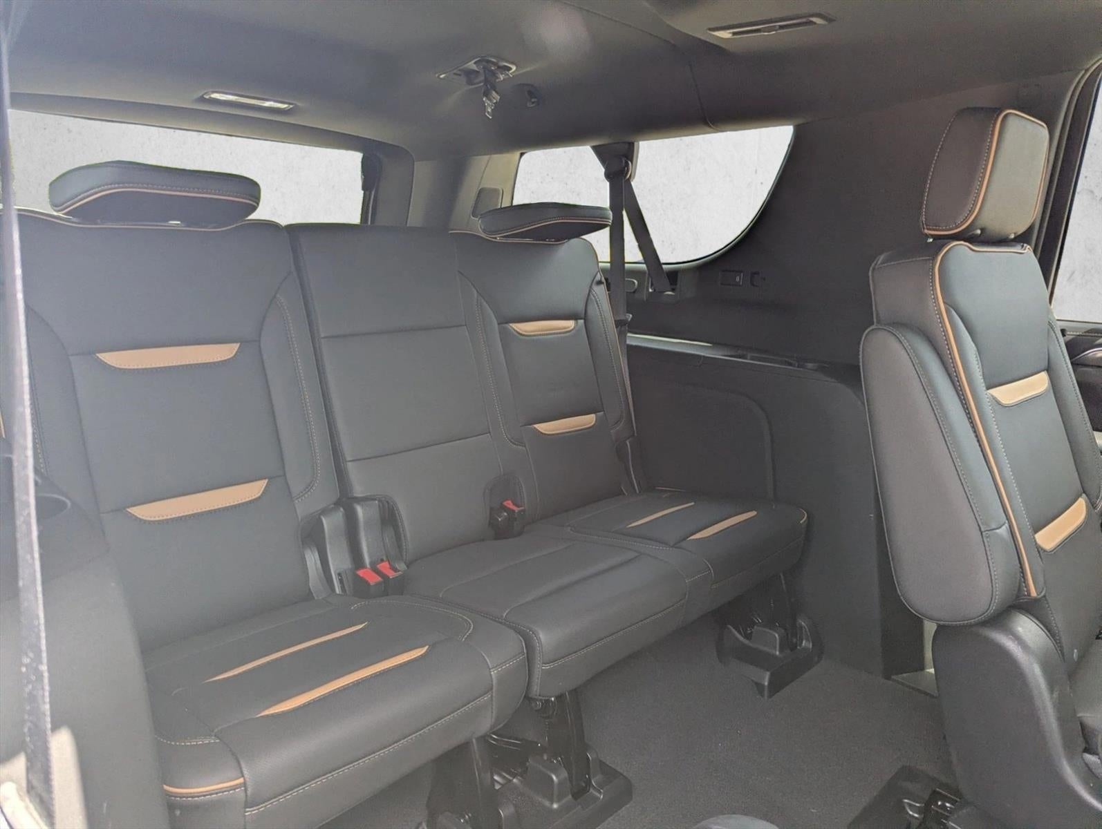 2023 GMC Yukon XL AT4