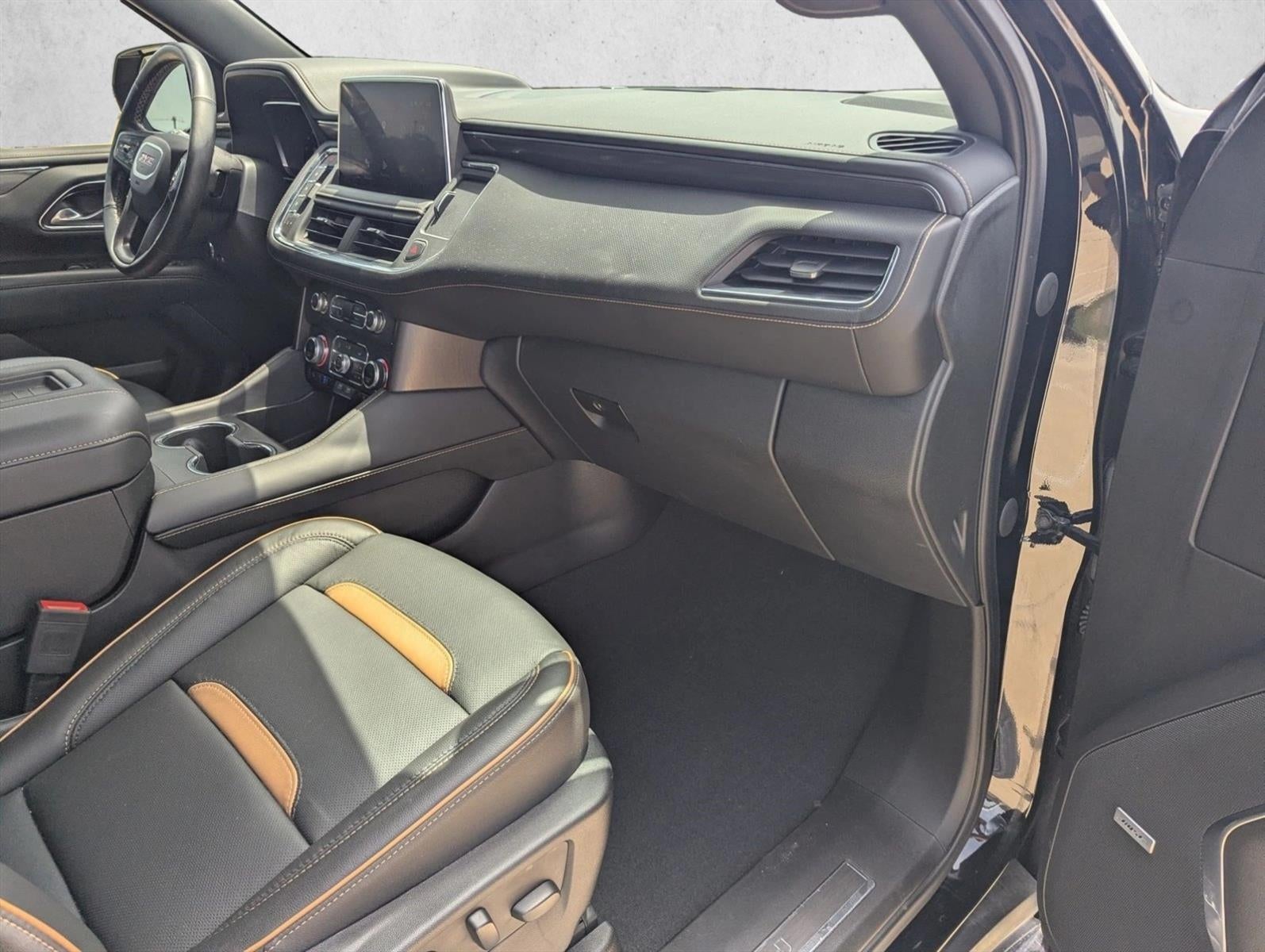 2023 GMC Yukon XL AT4