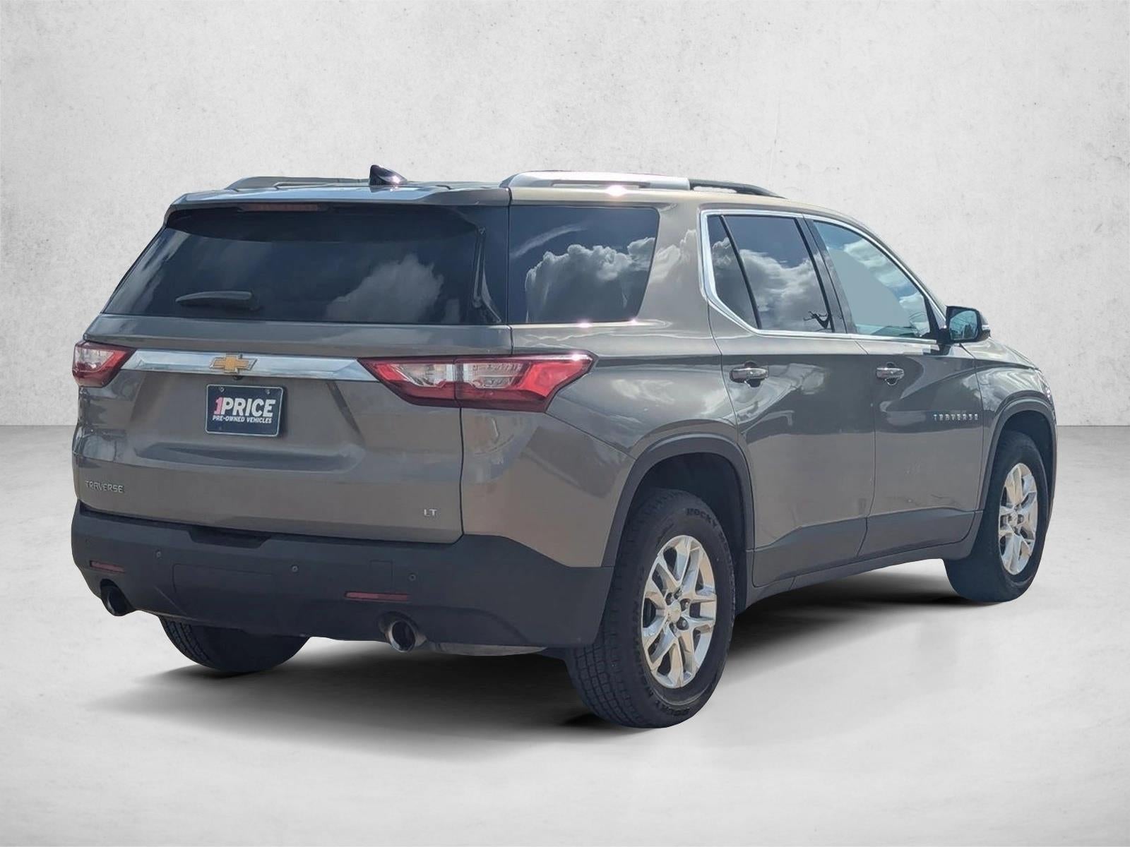 2018 Chevrolet Traverse LT Cloth