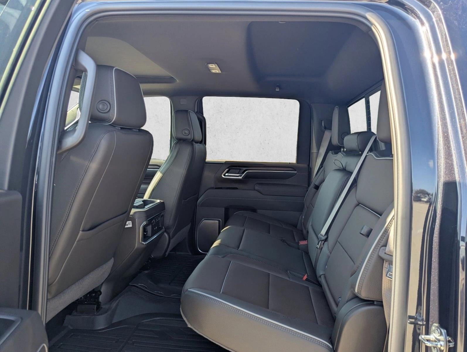 2026 GMC Sierra 3500 HD Denali DRW