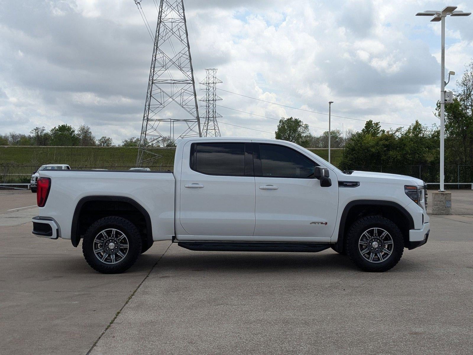 2024 GMC Sierra 1500 AT4
