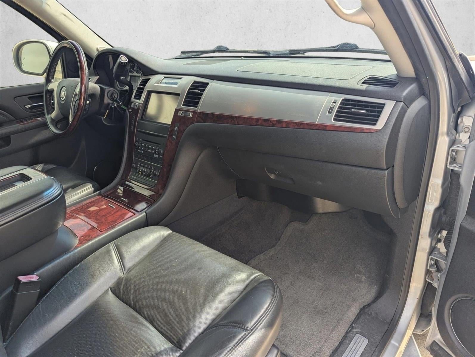 2013 Cadillac Escalade Base