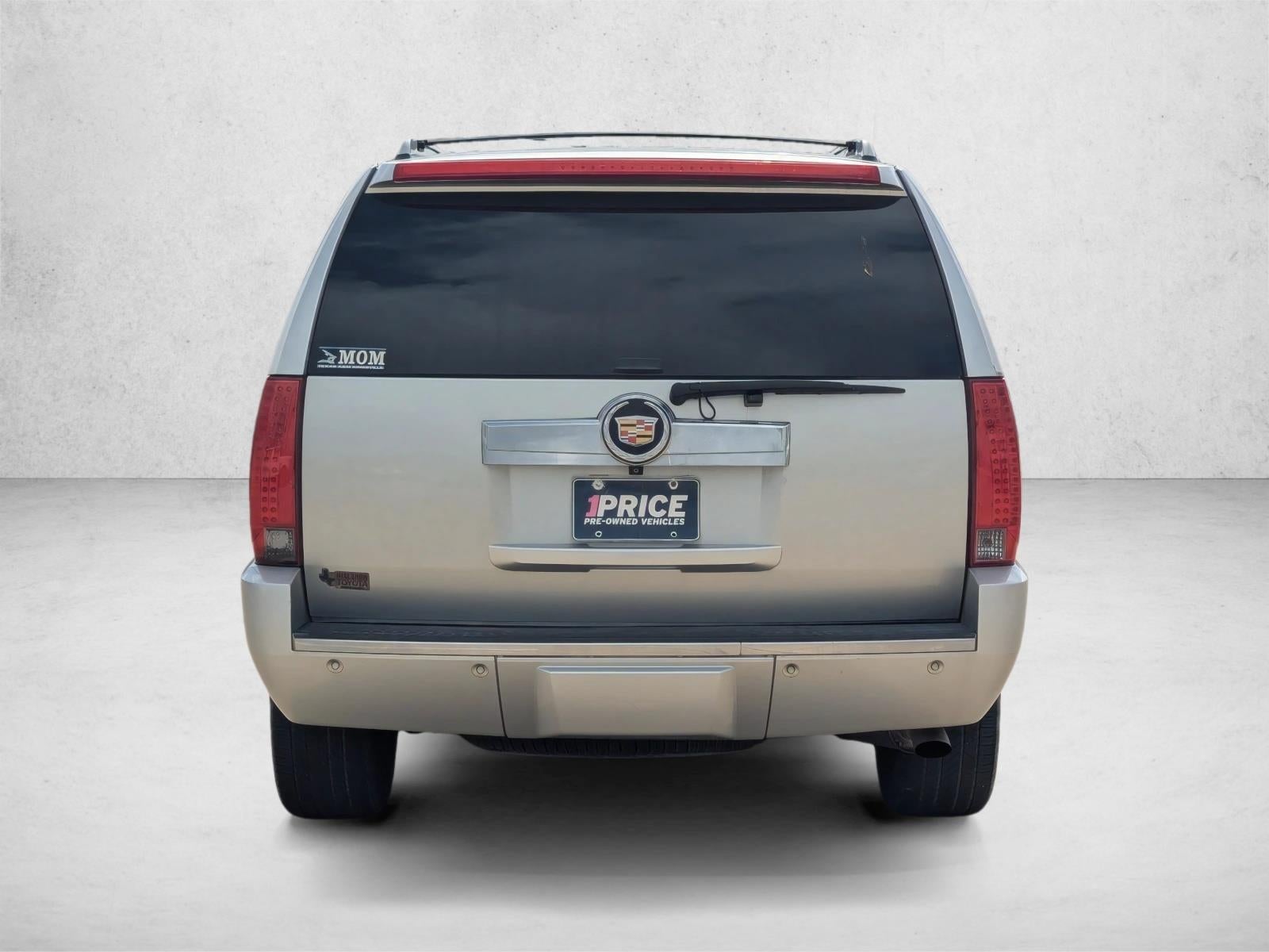2013 Cadillac Escalade Base