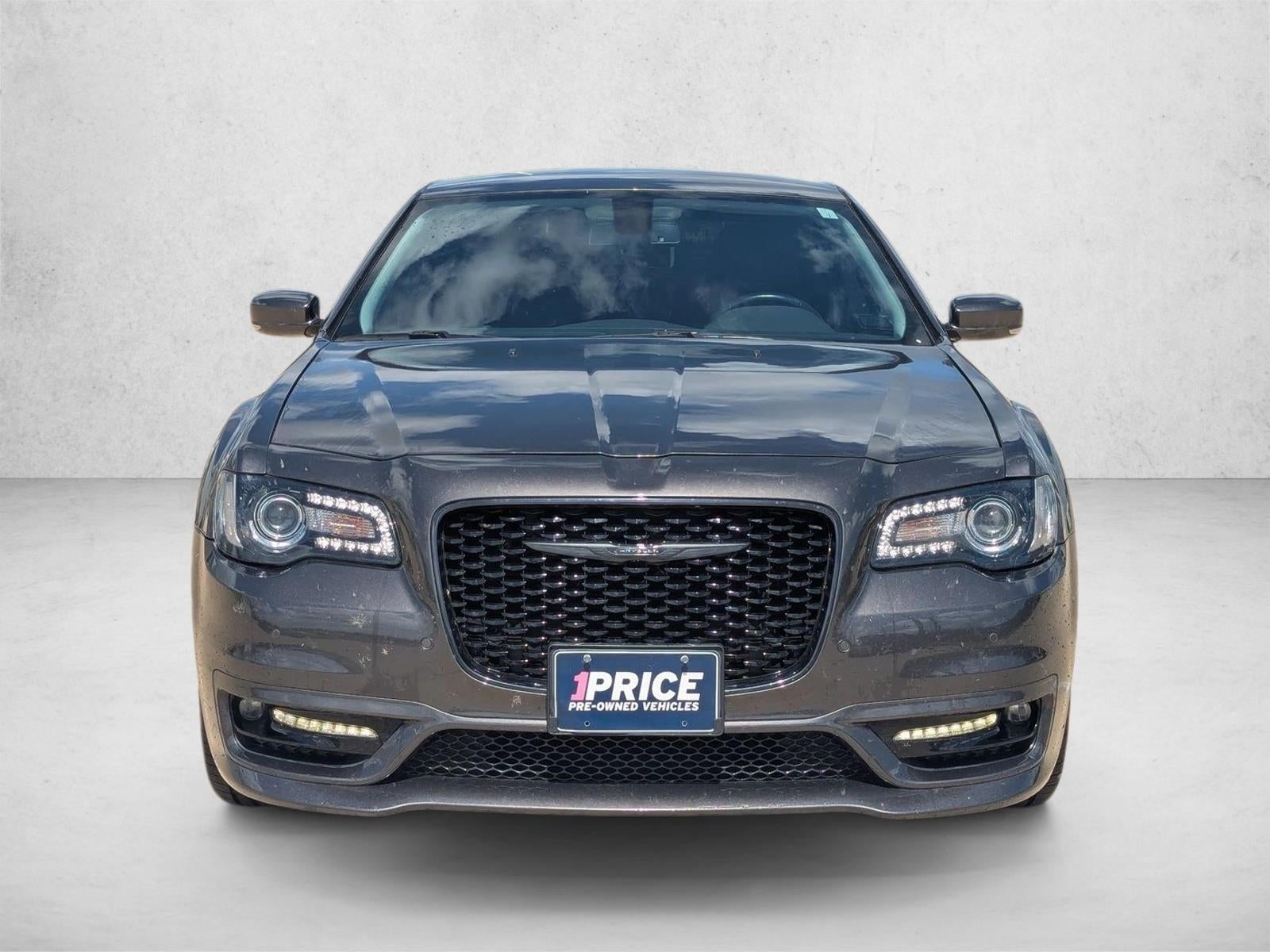 2022 Chrysler 300 Touring L