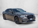 2022 Chrysler 300 Touring L