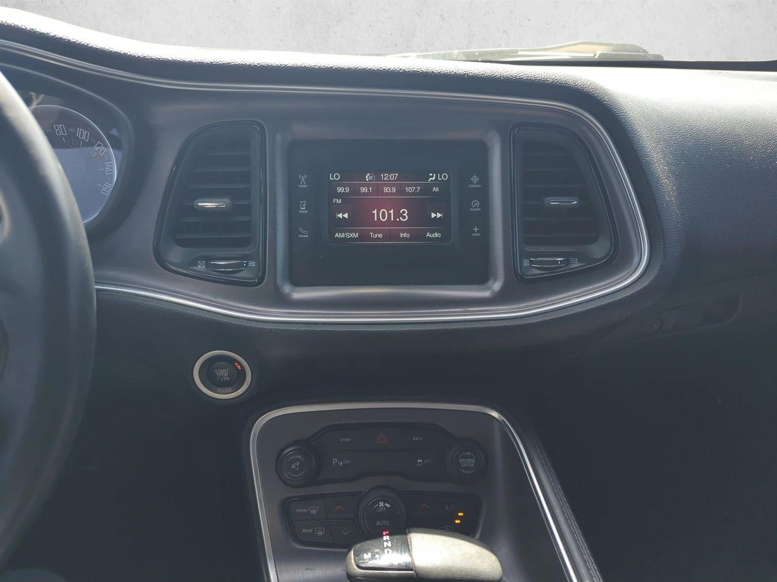 2016 Dodge Challenger SXT