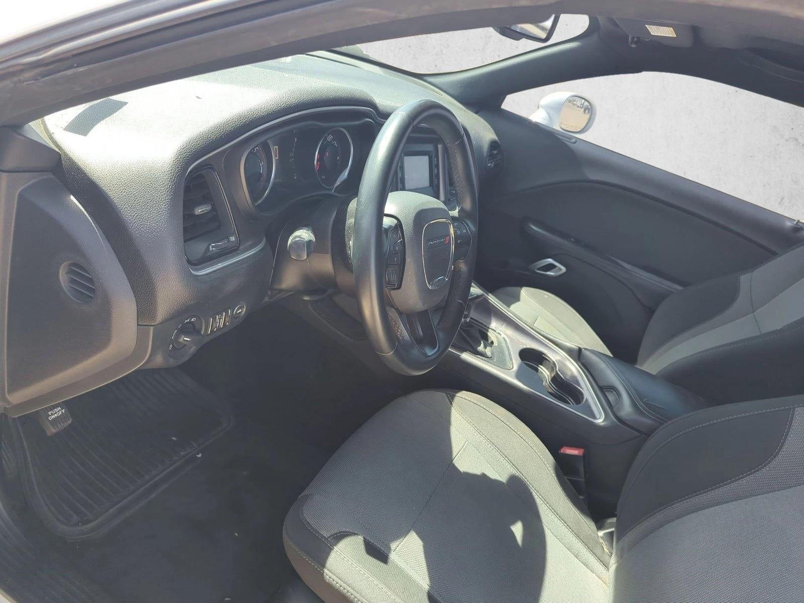 2016 Dodge Challenger SXT