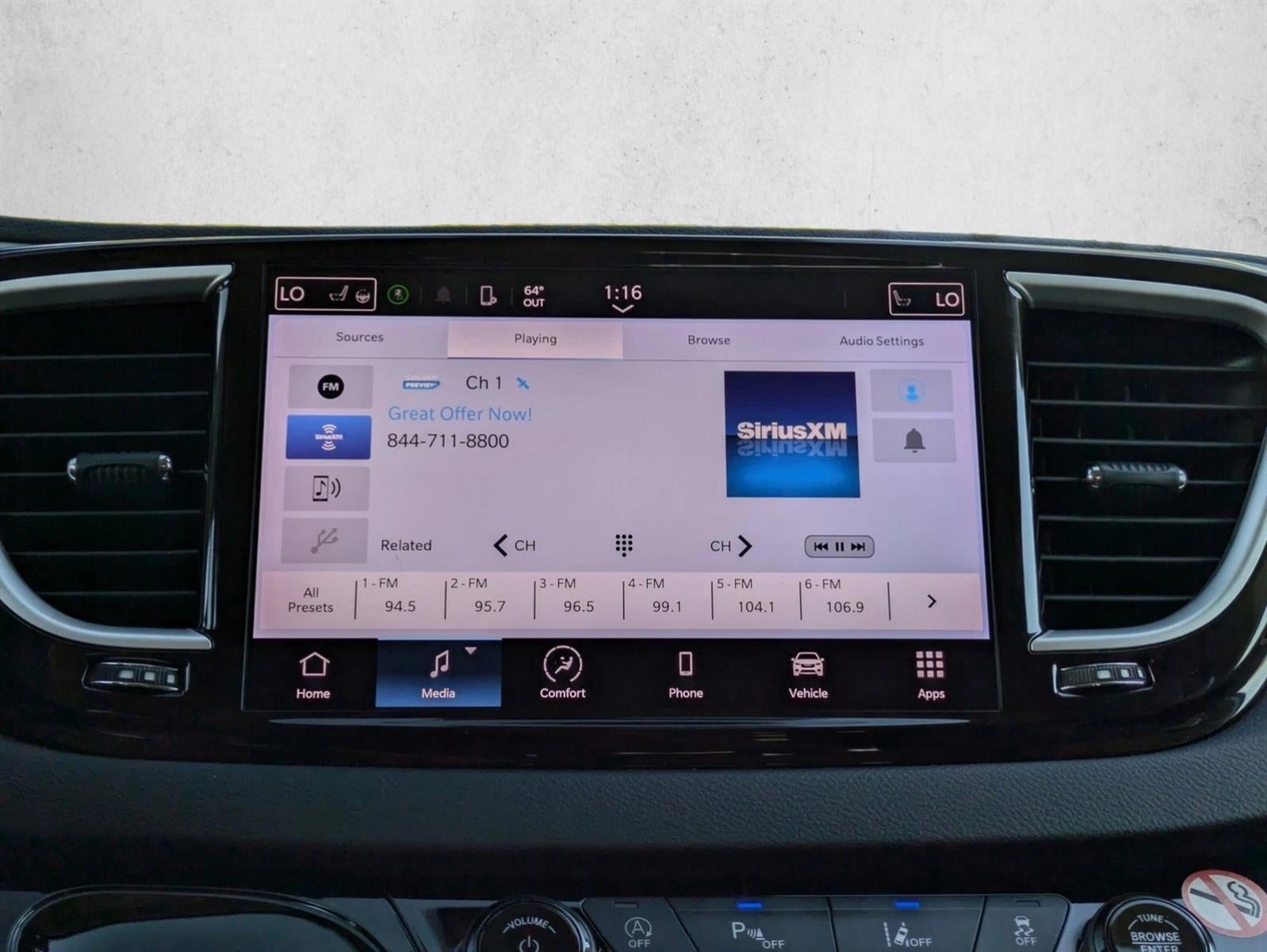 2023 Chrysler Pacifica Touring L