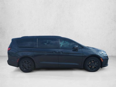 2021 Chrysler Pacifica Hybrid Touring L