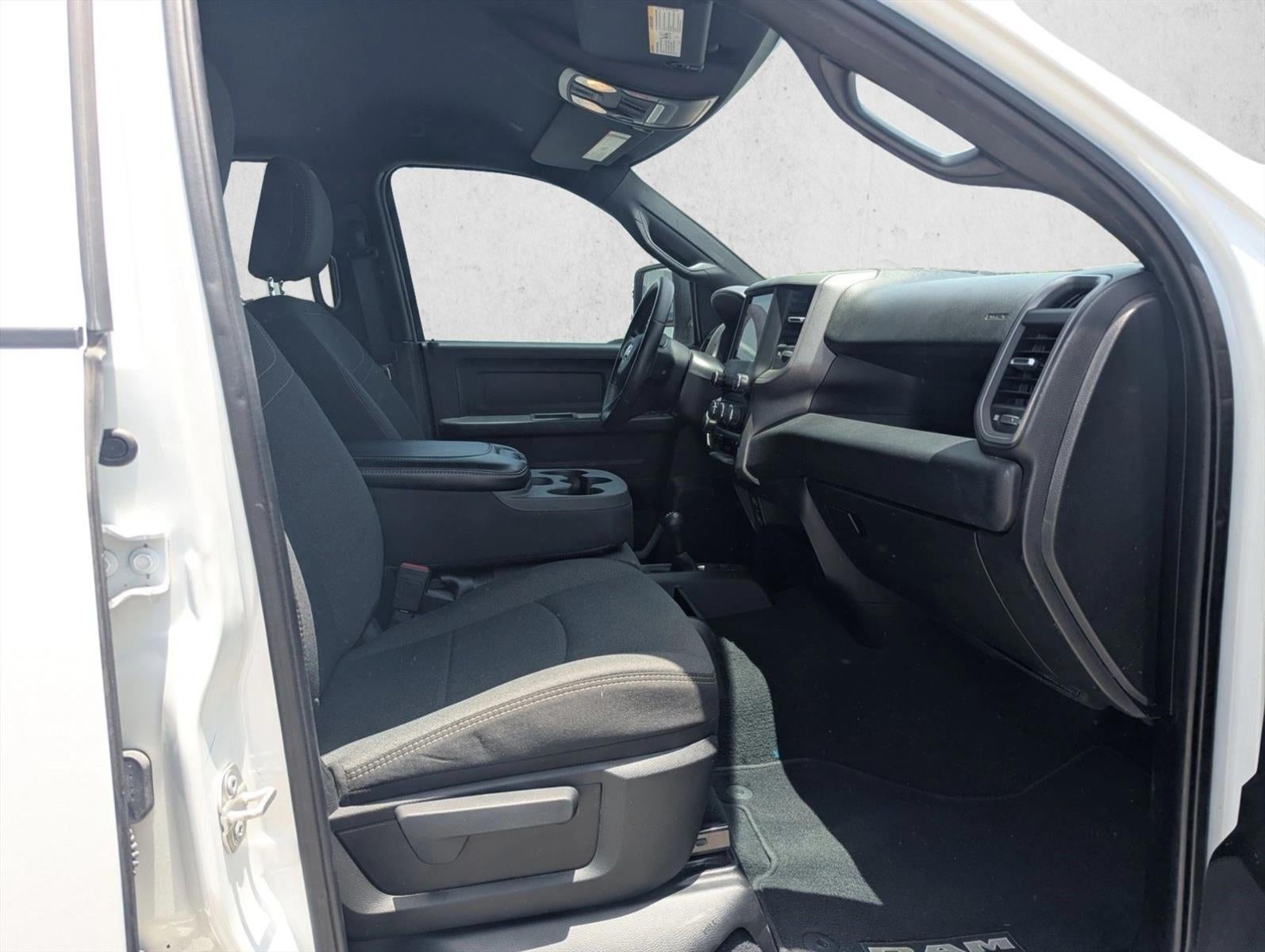 2024 RAM 2500 Tradesman Crew Cab 4x4 6'4" Box