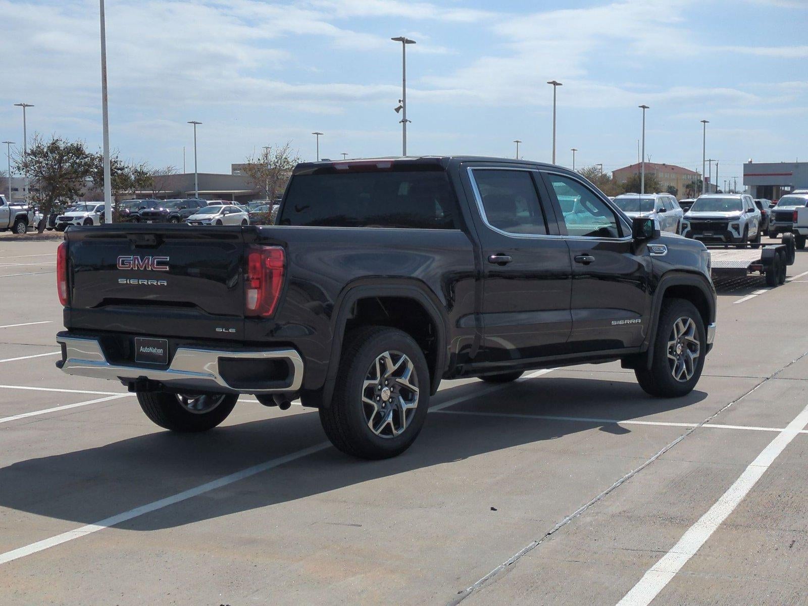 2026 GMC Sierra 1500 SLE