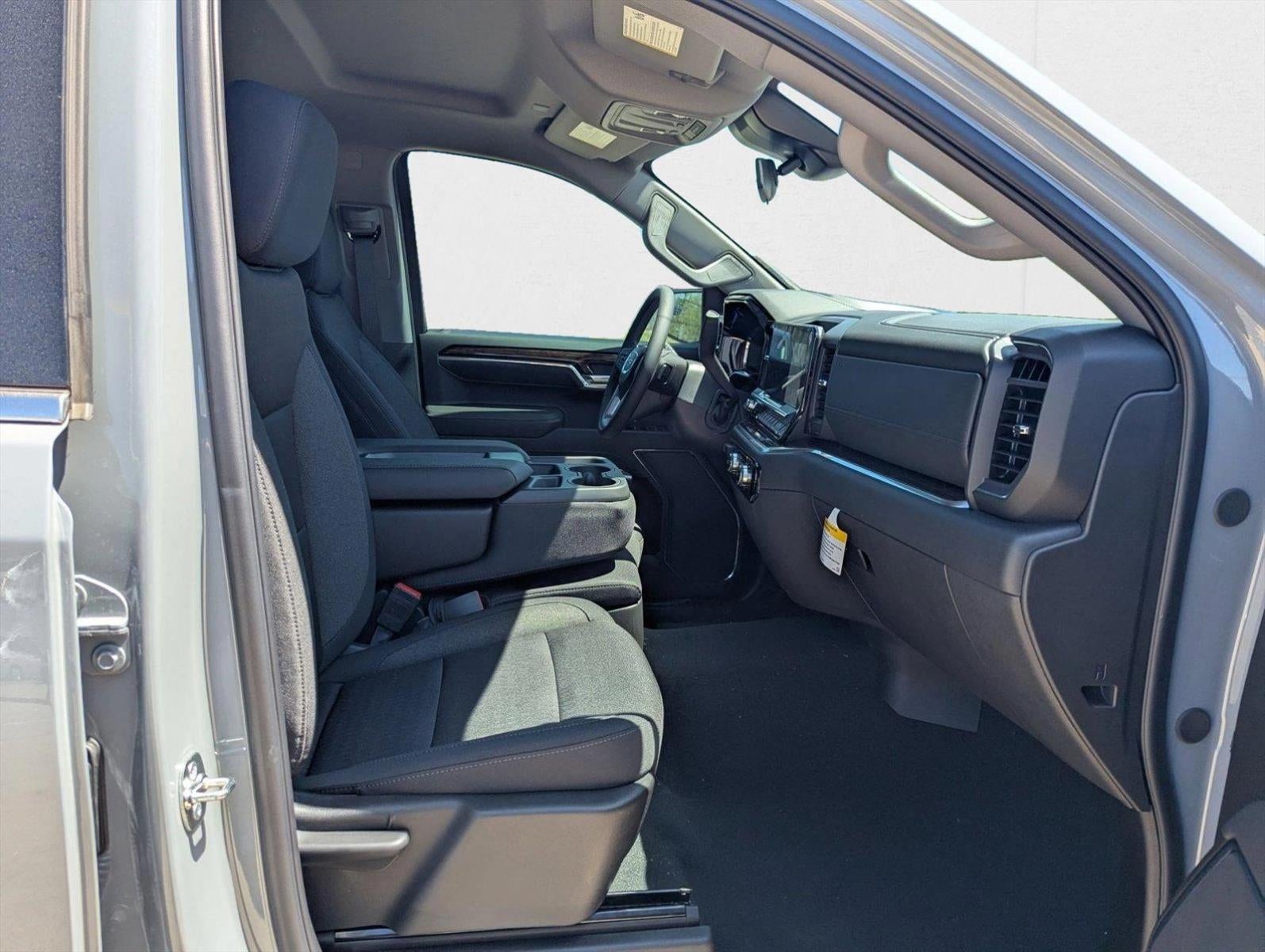 2025 GMC Sierra 1500 SLE