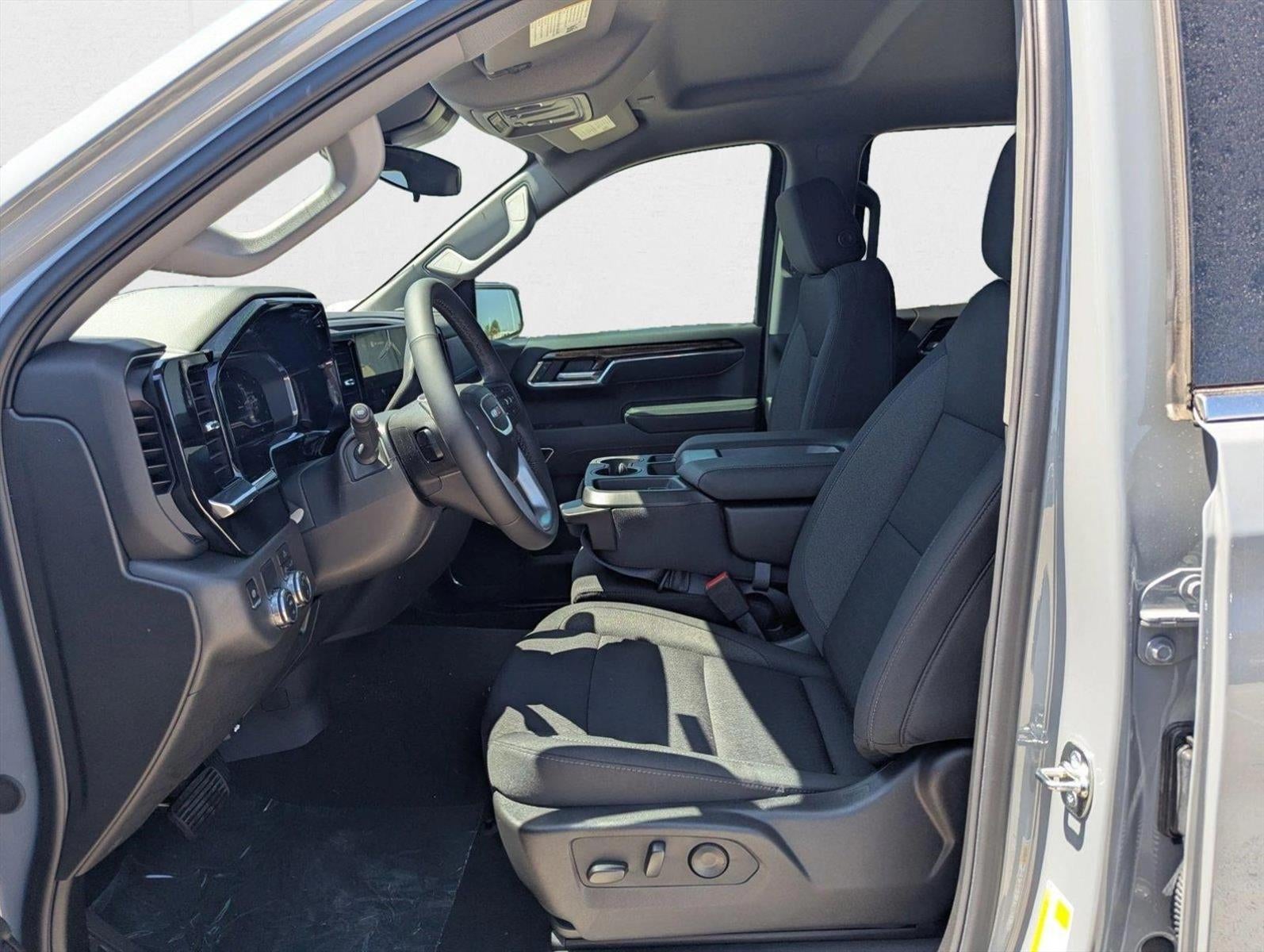 2025 GMC Sierra 1500 SLE