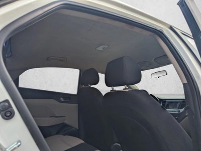 2022 Hyundai Accent SE