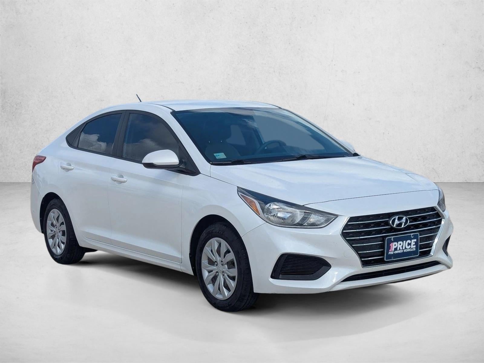 2022 Hyundai Accent SE