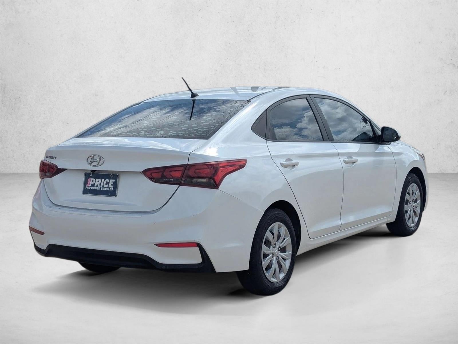 2022 Hyundai Accent SE