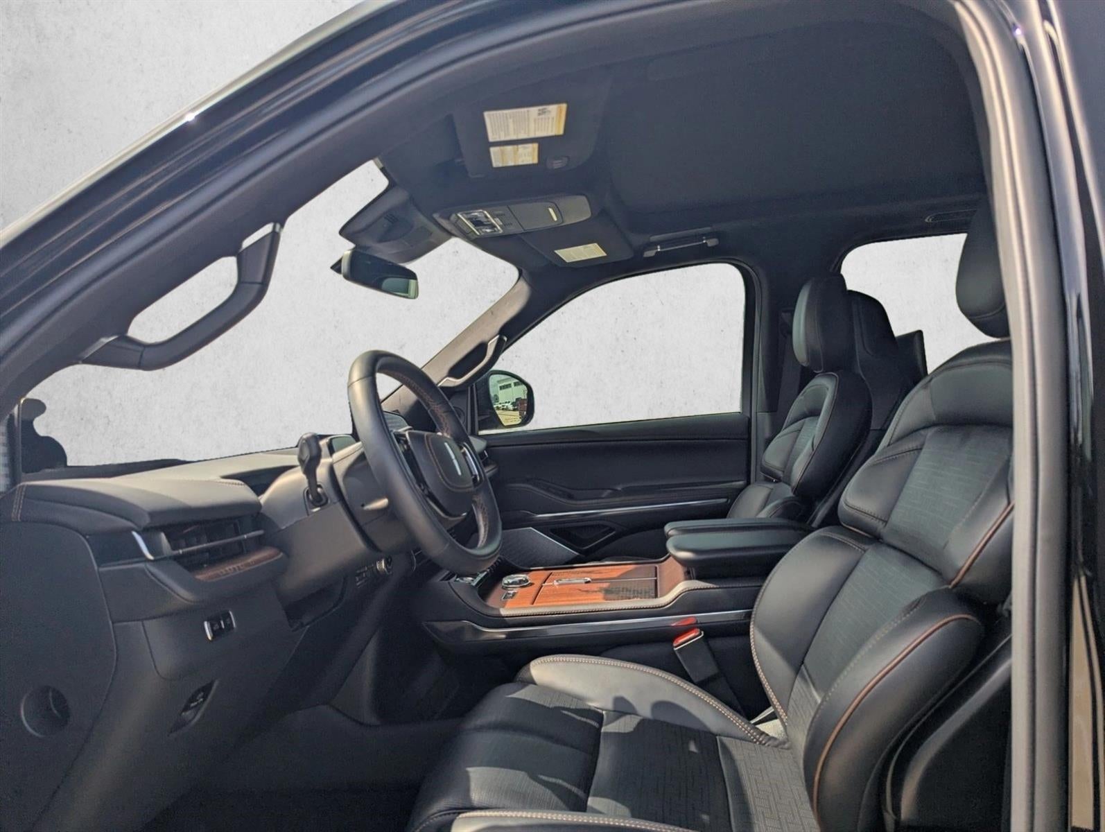2025 Lincoln Navigator Black Label L