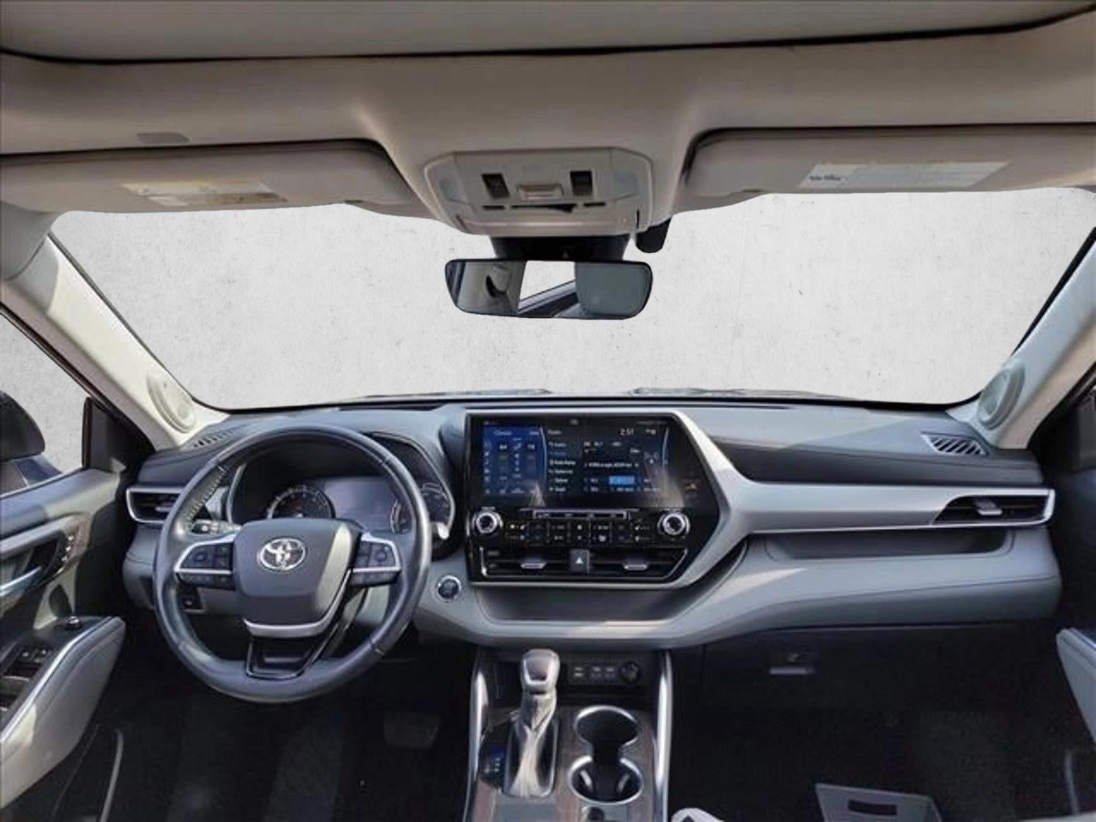 2022 Toyota Highlander Platinum