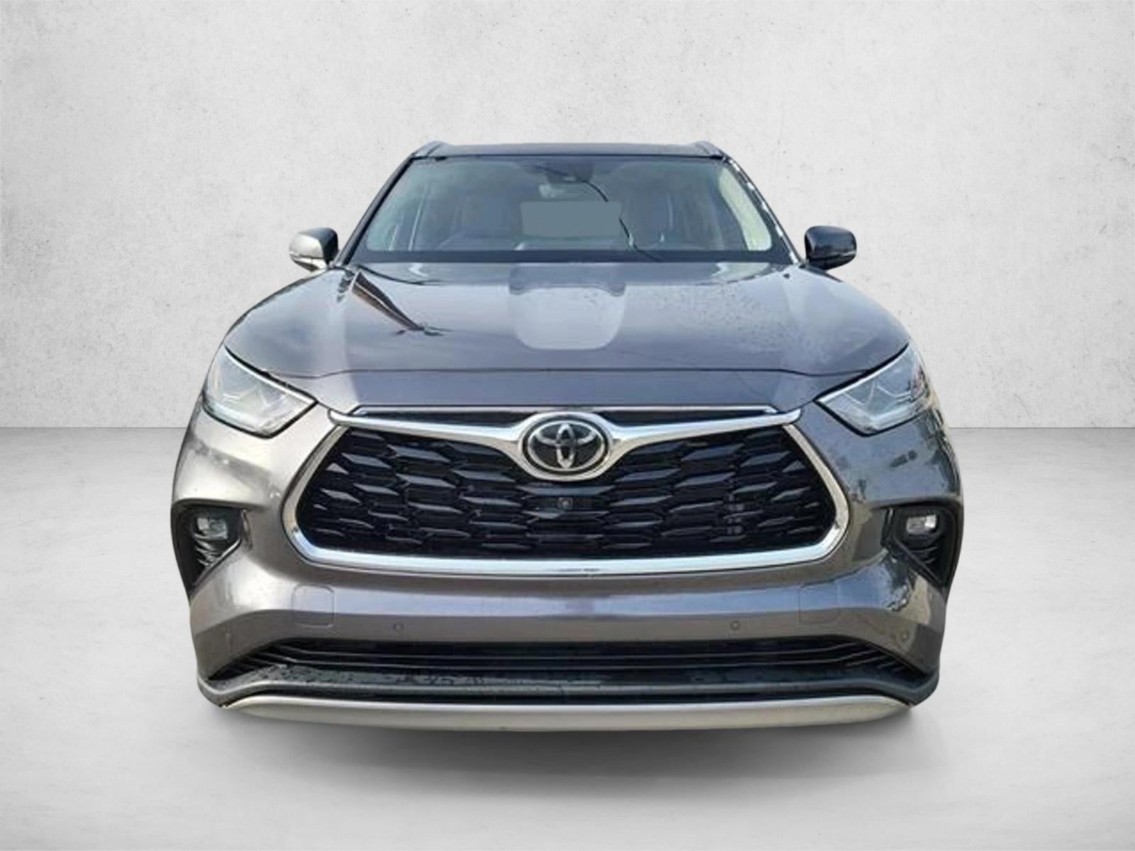 2022 Toyota Highlander Platinum