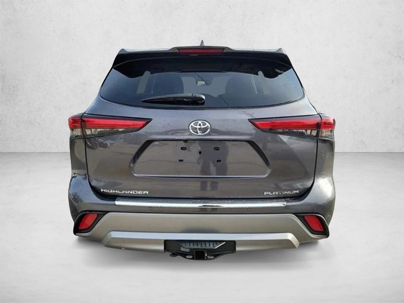 2022 Toyota Highlander Platinum