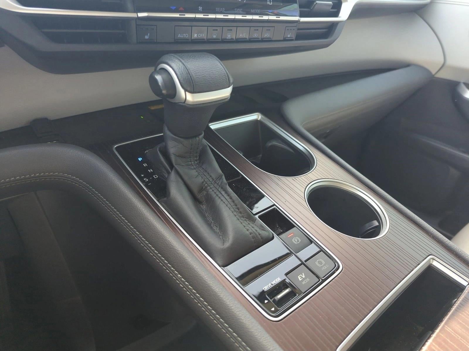 2021 Toyota Sienna XLE