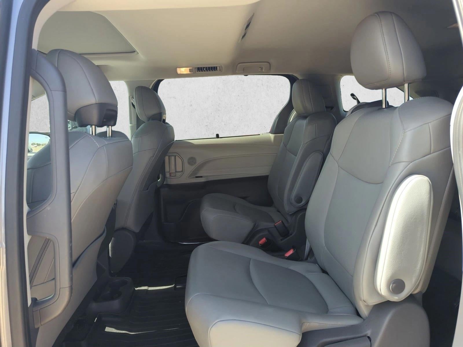 2021 Toyota Sienna XLE