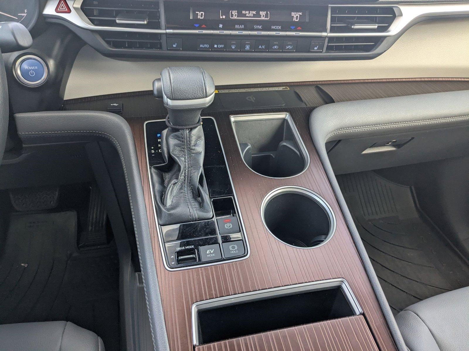 2023 Toyota Sienna XLE