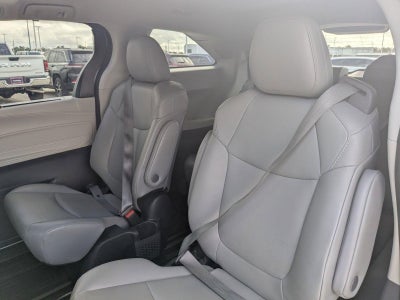 2023 Toyota Sienna XLE
