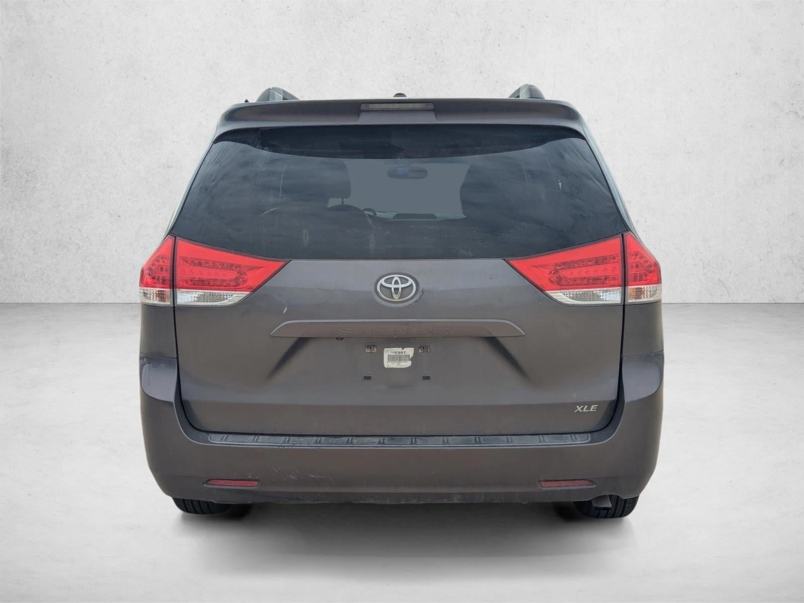 2011 Toyota Sienna XLE AAS