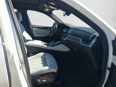 2023 BMW X6 xDrive40i