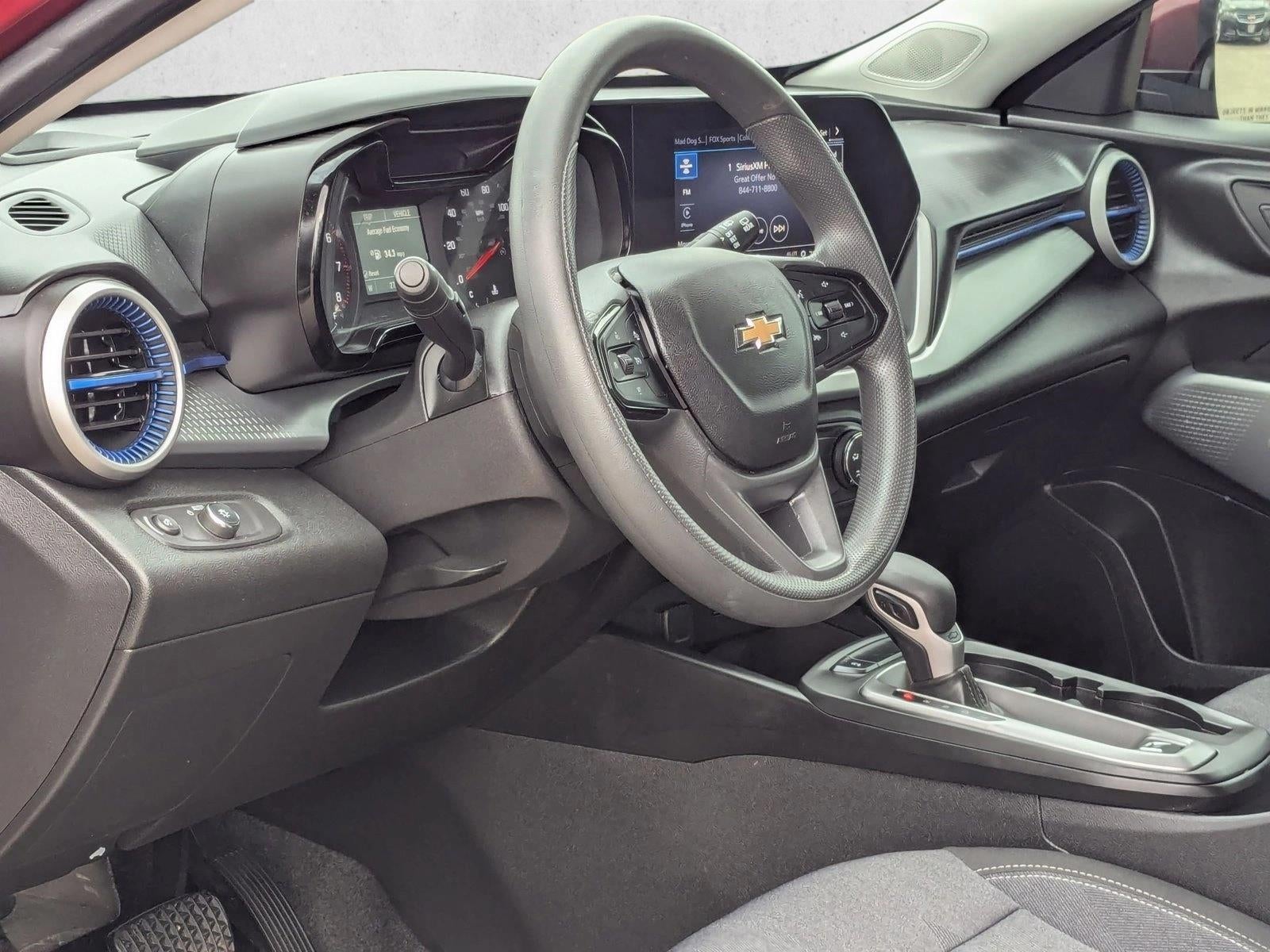 2025 Chevrolet Trax LS