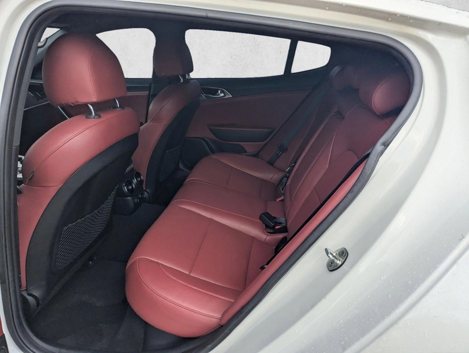 2022 Kia Stinger GT1