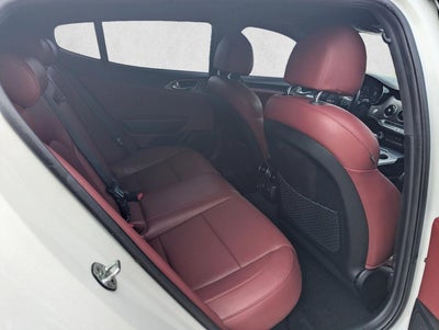 2022 Kia Stinger GT1