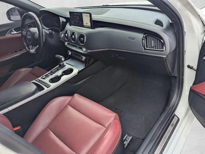 2022 Kia Stinger GT1