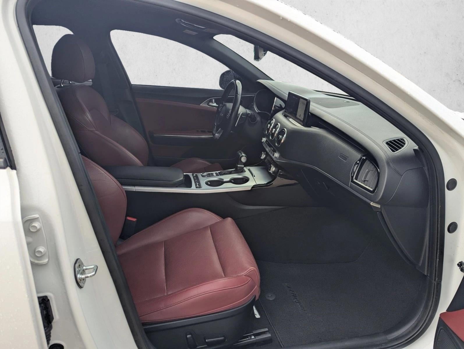 2022 Kia Stinger GT1