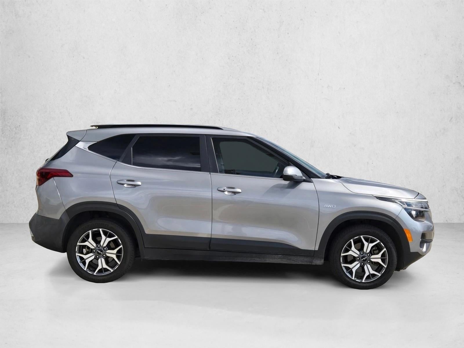 2022 Kia Seltos EX
