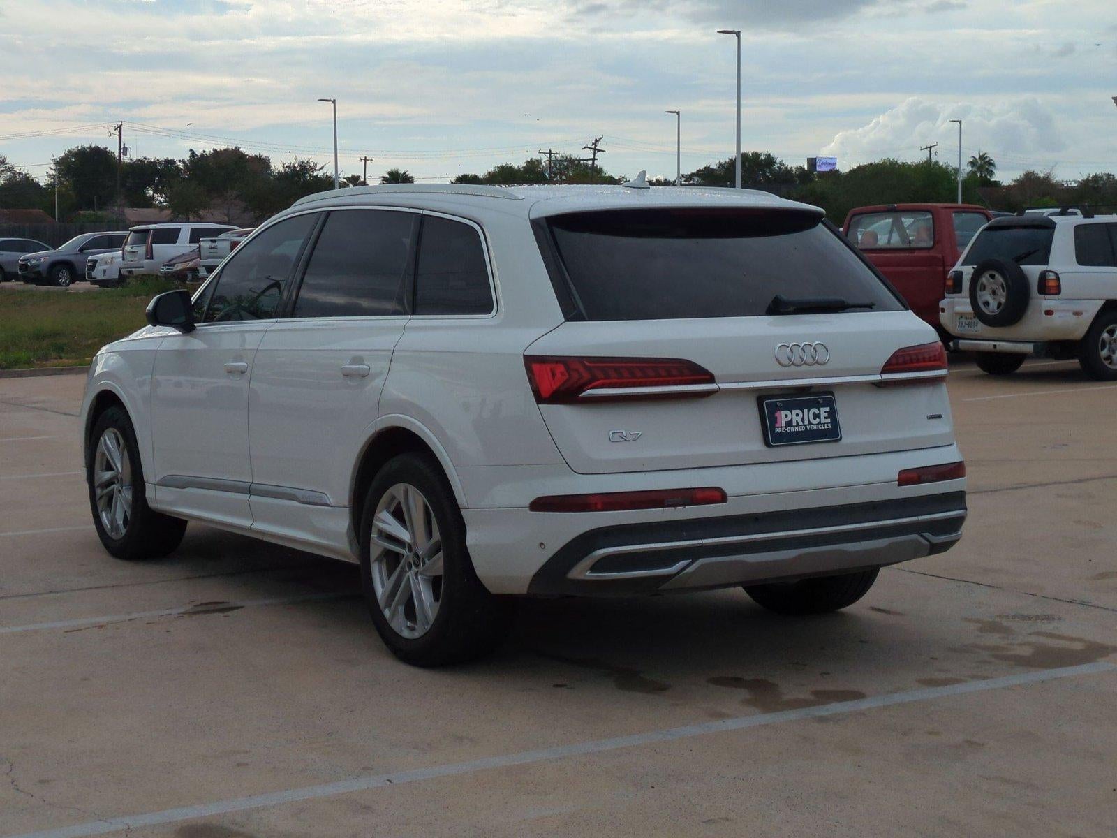 2022 Audi Q7 Premium Plus